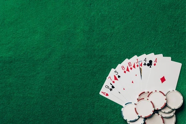 Evolution Gaming live dealer interface on mobile